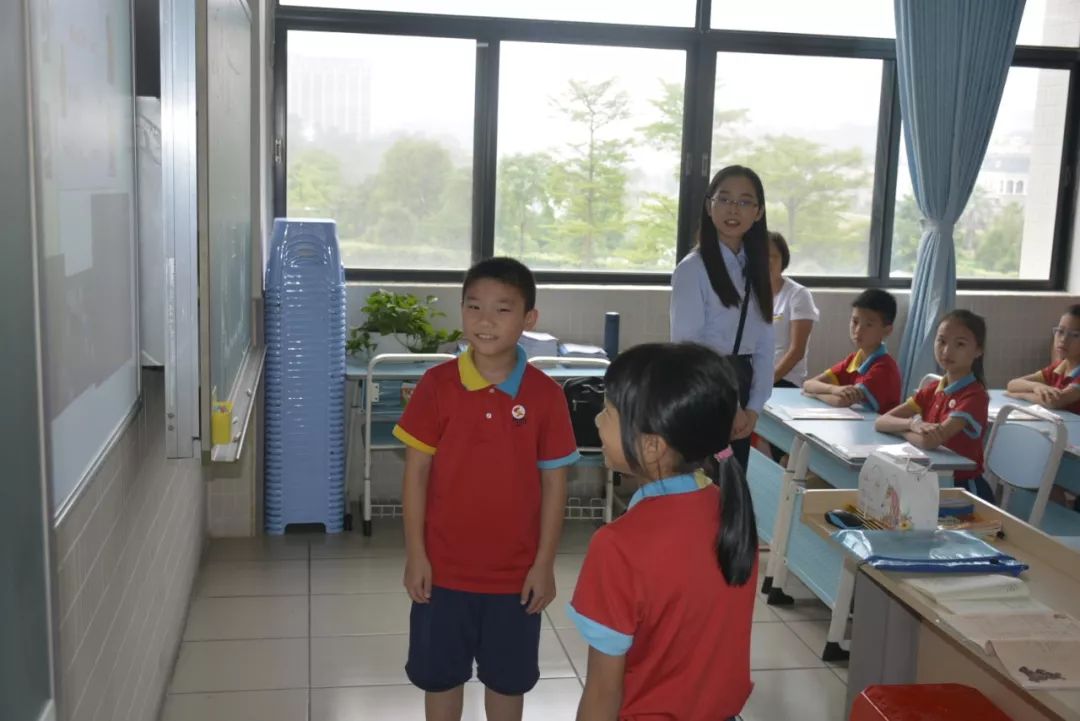 华立中英文学校是不是贵族学校,华立中英文学校升学