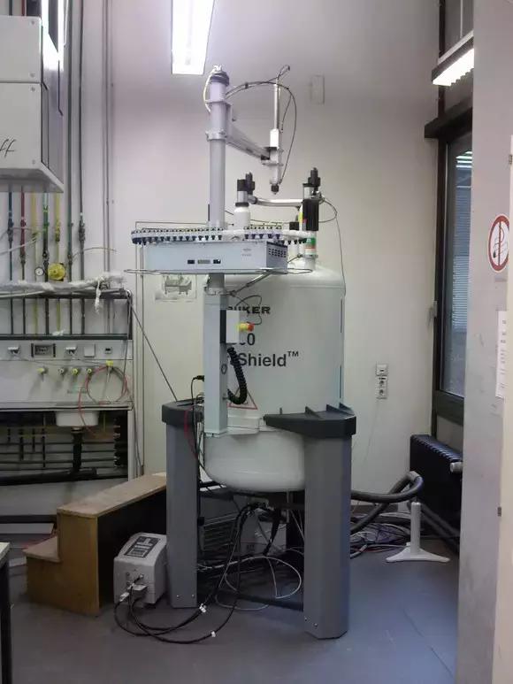 德国某大学实验室，大家进来感受一下