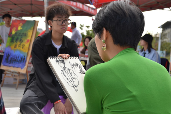 南京师范大学中北学院喜迎2020级本科新生