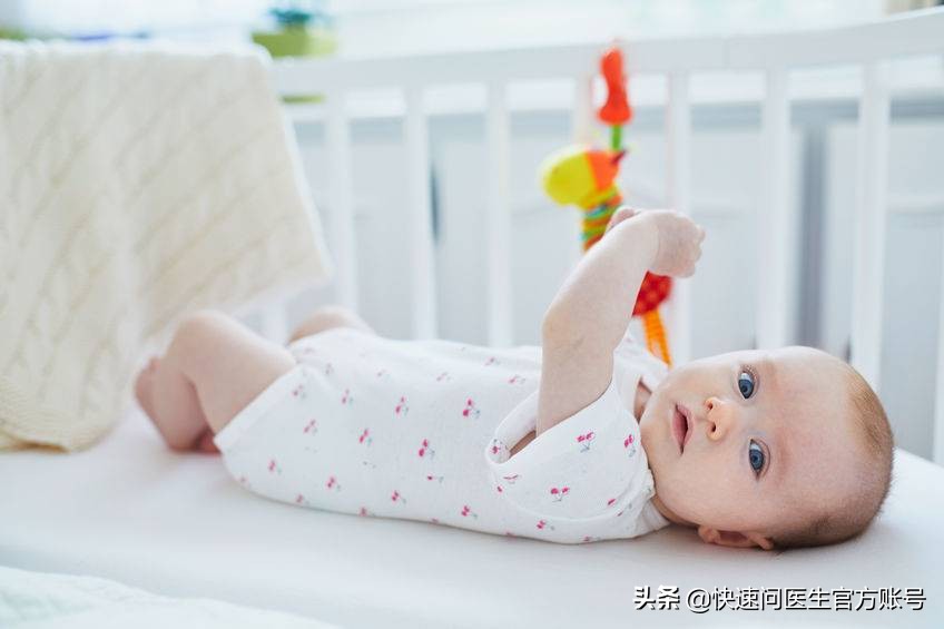 新生儿出现这几种异常状况不要慌,新生儿哪六种异常现象不必惊慌呢