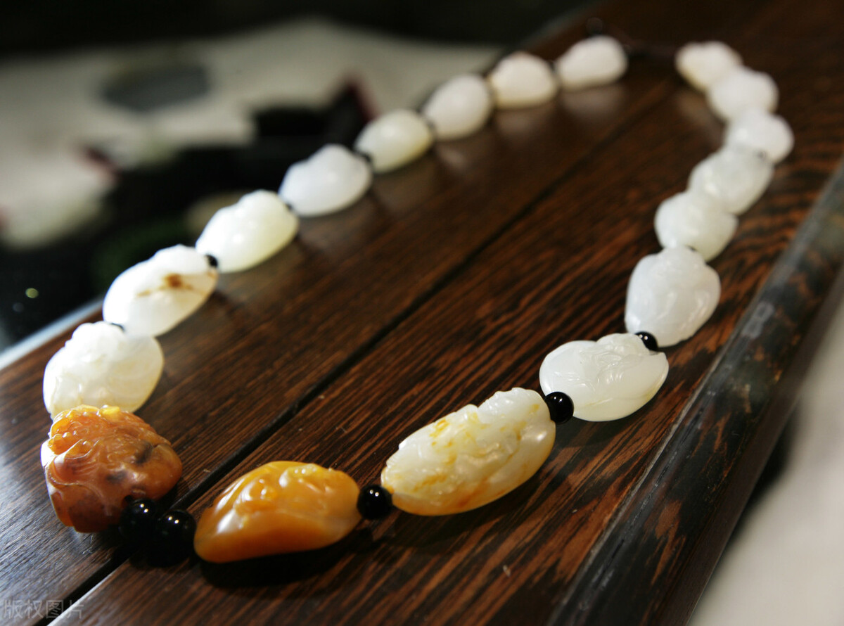 京东有正宗新疆和田玉店吗,京东自营和田玉手镯靠谱吗