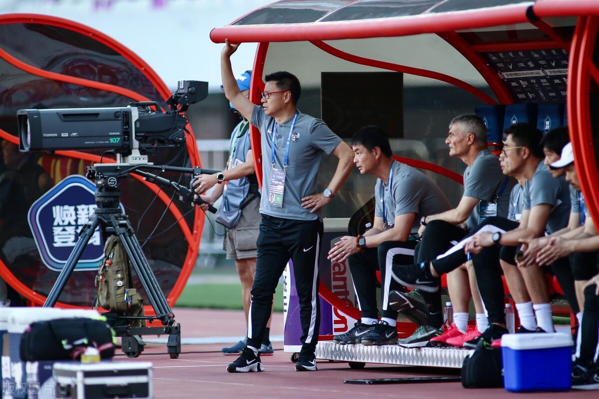 重庆两江足球俱乐部最新比赛,重庆两江足球队近况