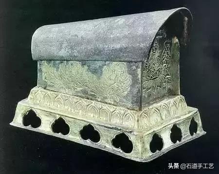 国家*物文**局说，这64件国宝永久禁止出国展览