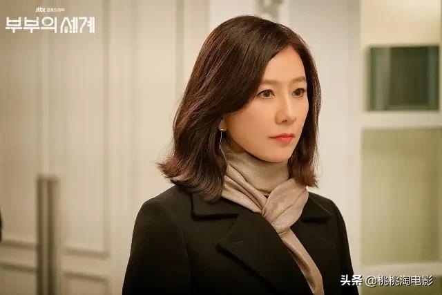 金喜爱55岁写真照,金喜爱夫妻写真