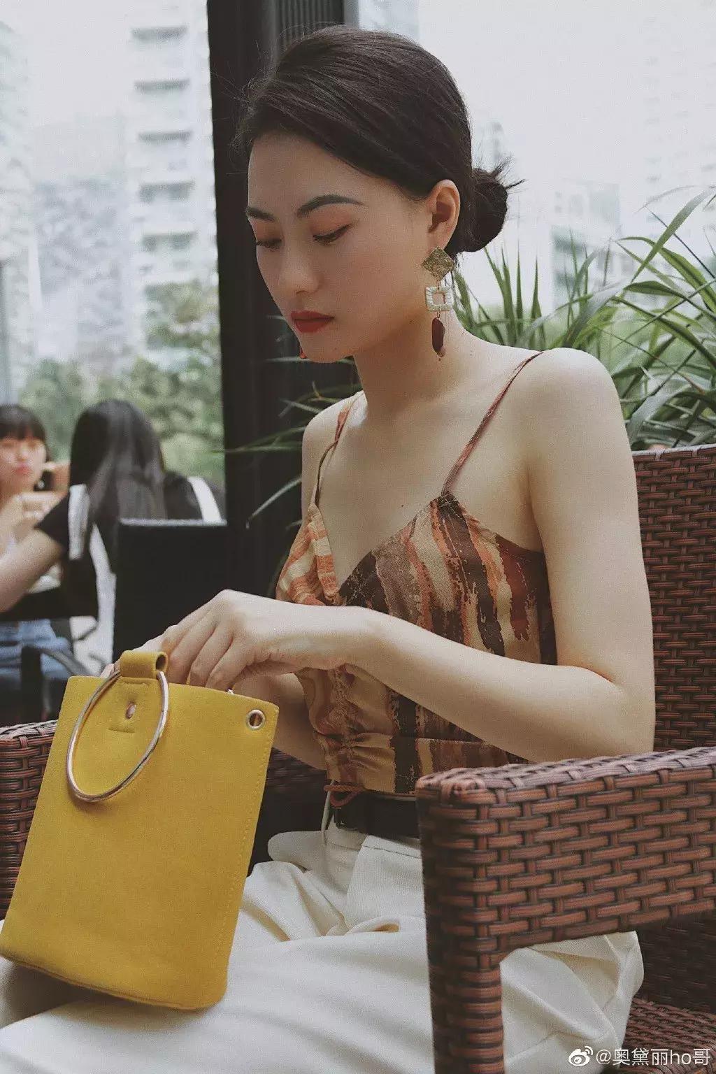 同一件衣服为什么别人穿着好看,胖和瘦穿同一件衣服的区别