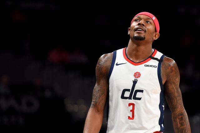 5换1！76人超级报价恐难如愿，比尔个人意愿才是绝对因素