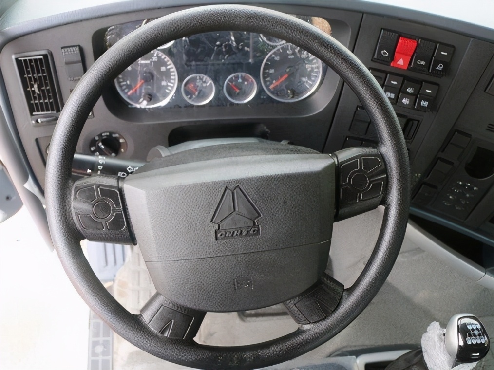 拉快递哪款车最省油,拉快递最好的车型