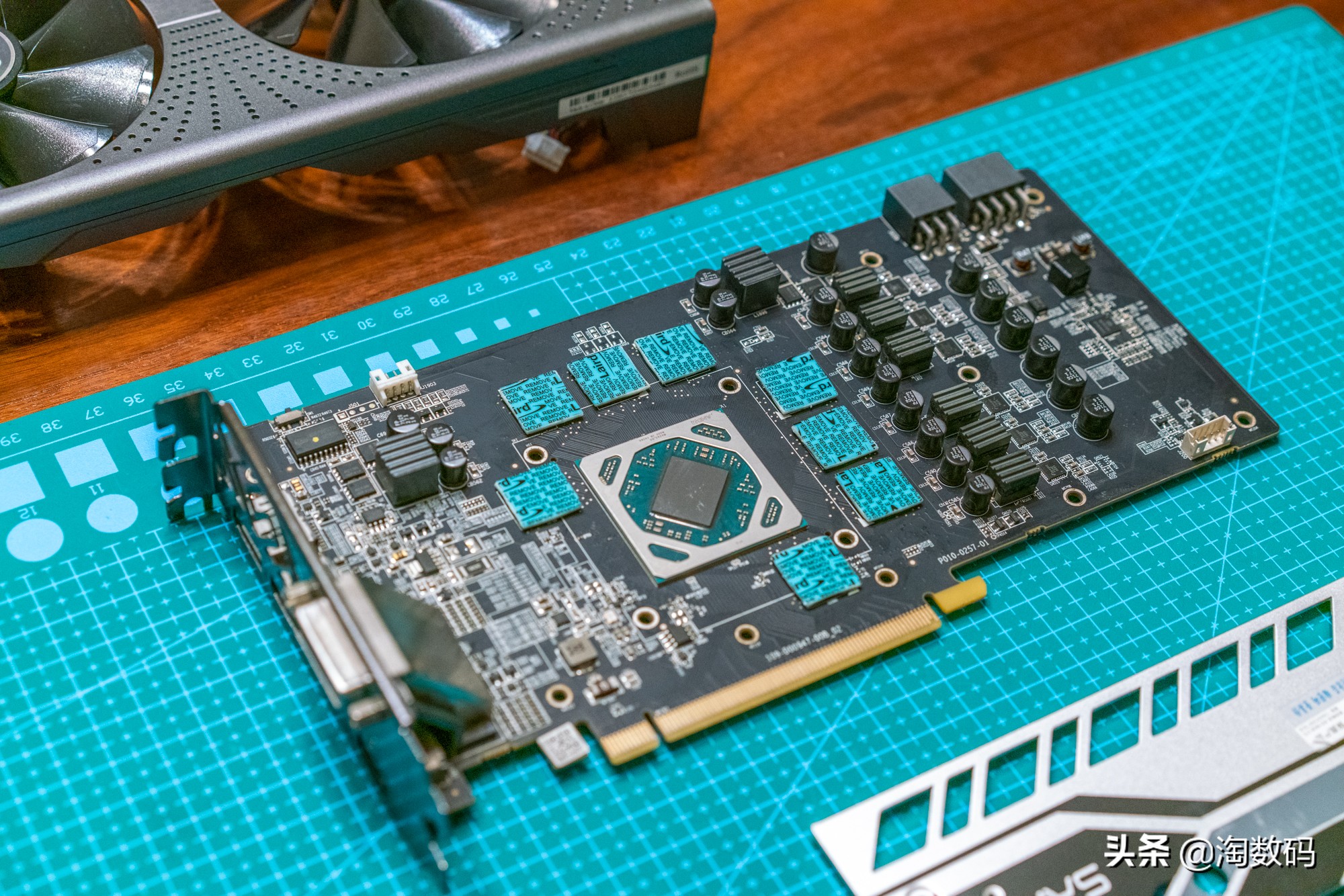 矿圈挚爱：蓝宝石RX5808GB超白金OC限量版，清理翻新测试晒个单