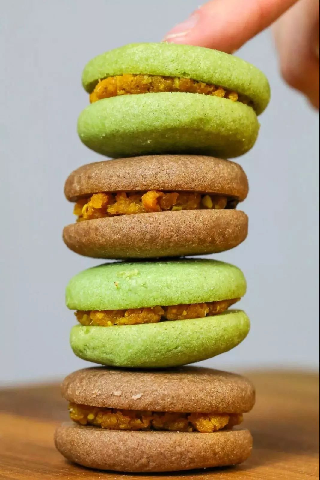 挨打4小时才能吃到的*力暴**吐司店空降太原！开业免费吃