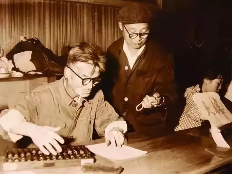 中国第一颗核子弹爆发的场景,中国第一颗核子弹在哪里爆发