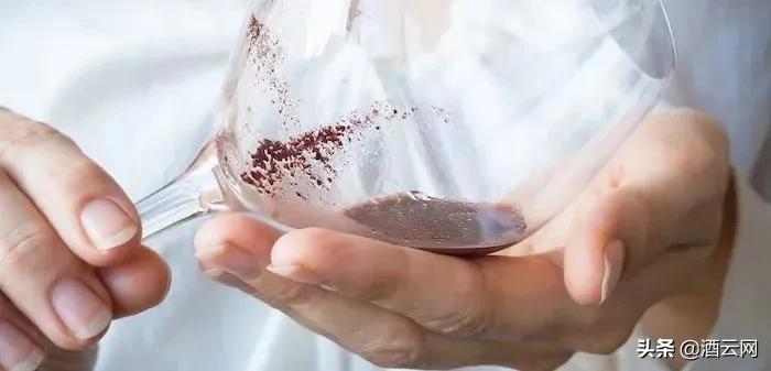 葡萄酒有渣是好还是坏,葡萄酒里有籽和梗吗