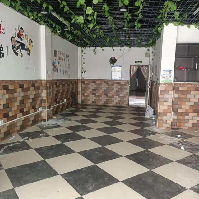 深圳房东收喝茶费可以要回来吗,深圳哪里的房东收喝茶费最狠