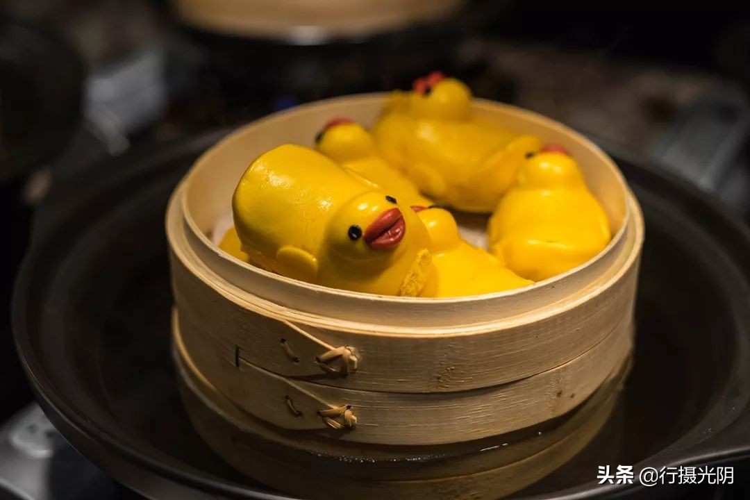 安吉民宿下雪的视频,安吉城堡酒店