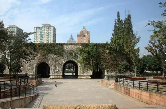 南京哪几个公园免费又好玩,南京莫愁湖公园免费