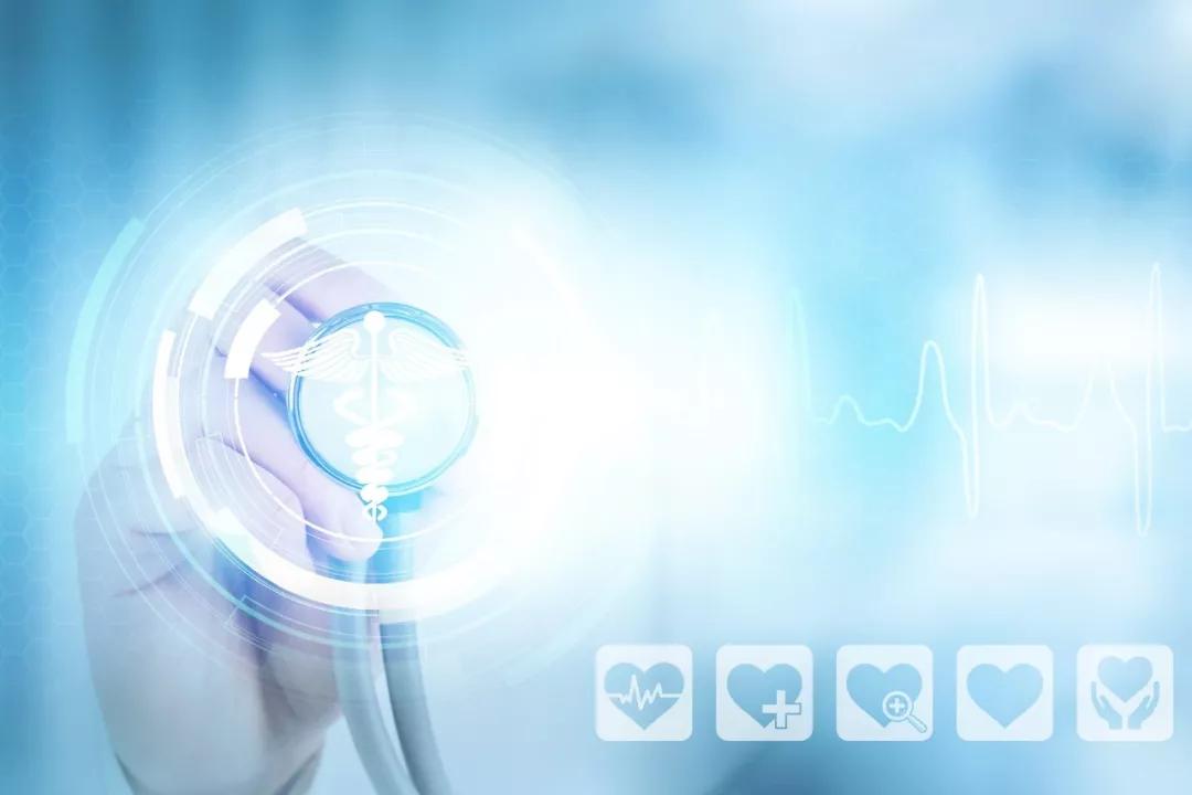 助产机构危重孕妇救治,产科医生紧急抢救产妇