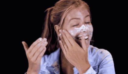 防晒美白身体喷雾日本,颜值高又好用的防晒喷雾