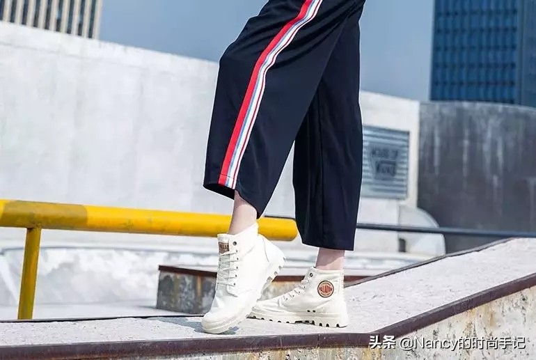 还在穿小白鞋吗,好穿又好看的帆布鞋