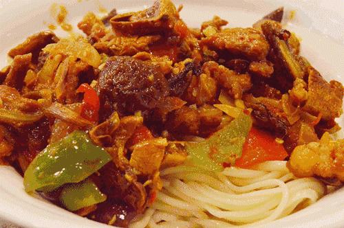 *疆新**库尔勒彻底火了！登上央视让世界瞩目，为库尔勒而骄傲