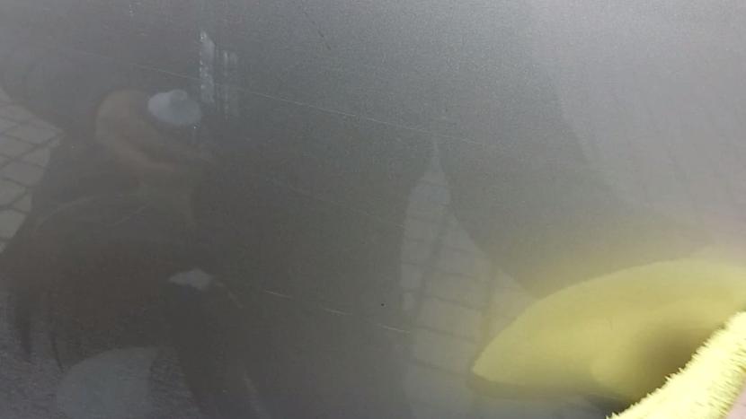 车上轻微的划痕用牙膏可以吗,车上有划痕用蜡可以去掉吗