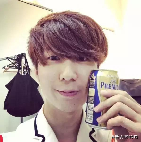 日本卖酒确认年龄视频,日本买酒年龄确认