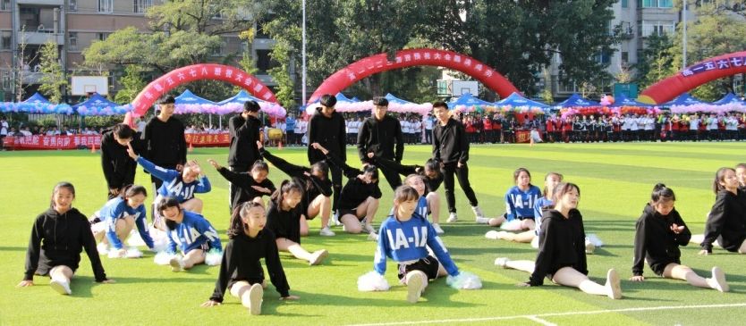 大连开发区十三中,大连十三中是什么档次的学校