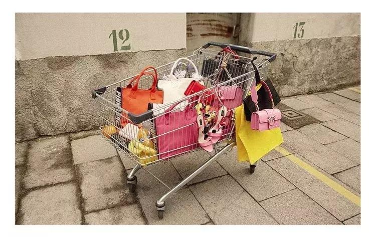 gucci18年值得买的包,1万2gucci包能卖多少钱