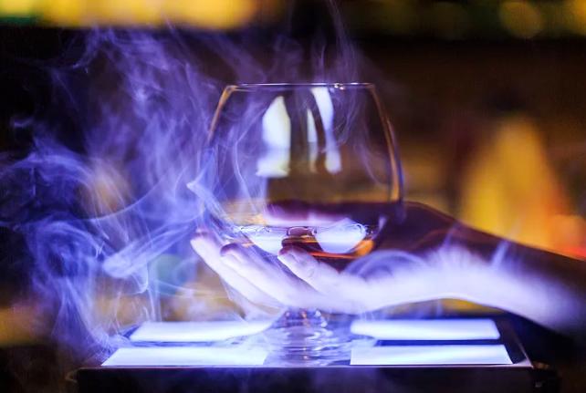 雄黄粉能驱蛇吗对人畜有无危害,蛇为什么害怕雄黄粉