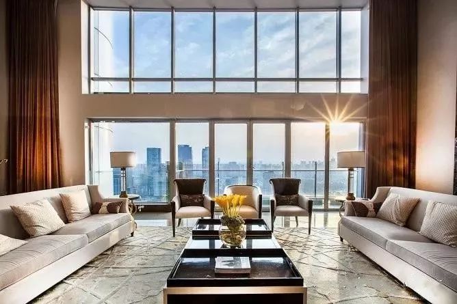 别再见女的就喊美女,见房子就称豪宅,盘一盘上海真正豪宅产品系