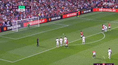 曼联连丢两球遭热刺逼平,曼联1比6惨败视频