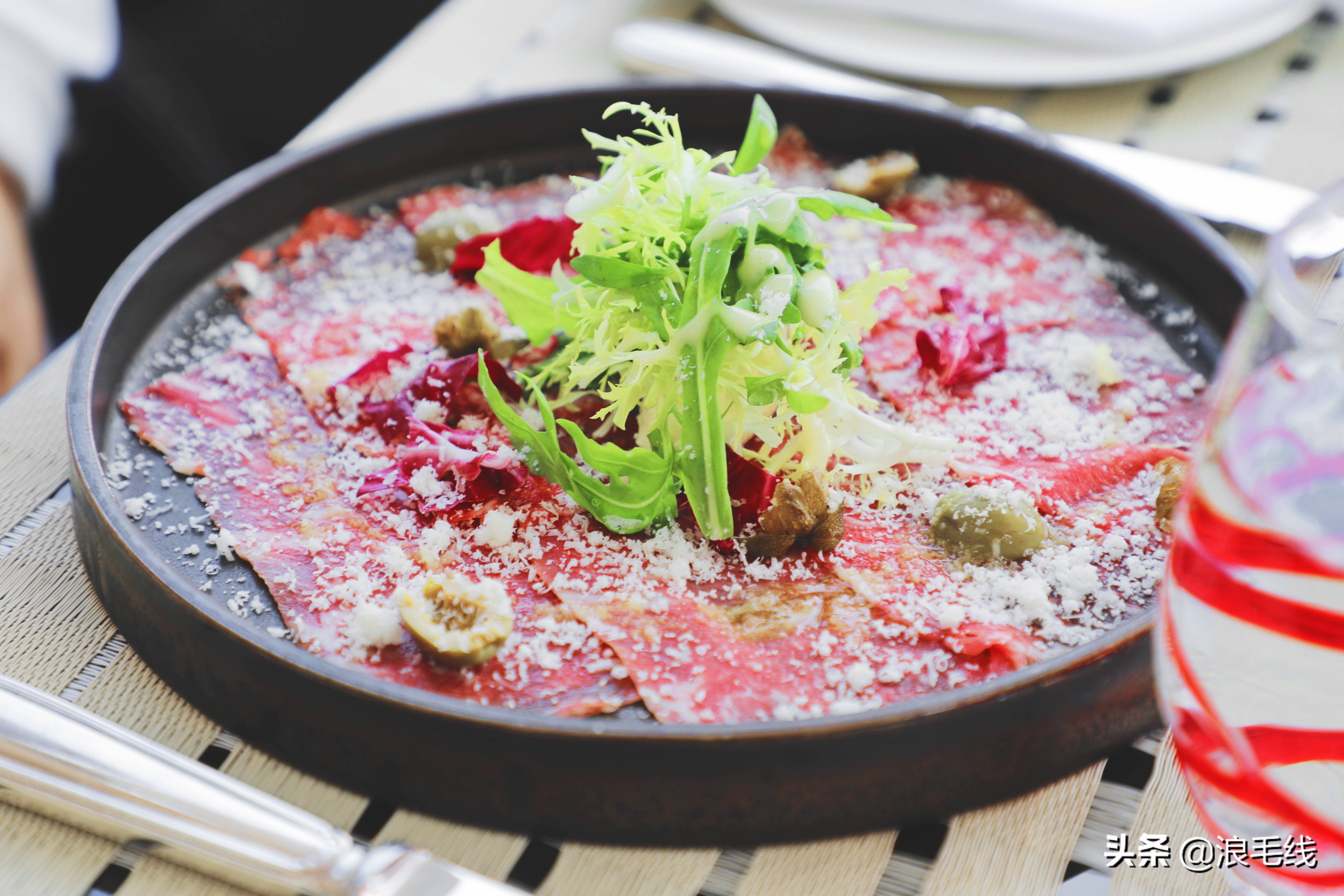 云南俩夫妻入住酒店,夫妻云南旅游民宿