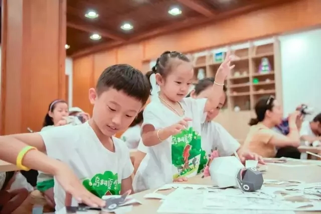 别让手机毁掉孩子，让孩子放下手机，这是我见到过的最好做法