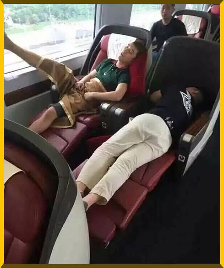 因为辱华跪地道歉的韩星,韩星被霸凌