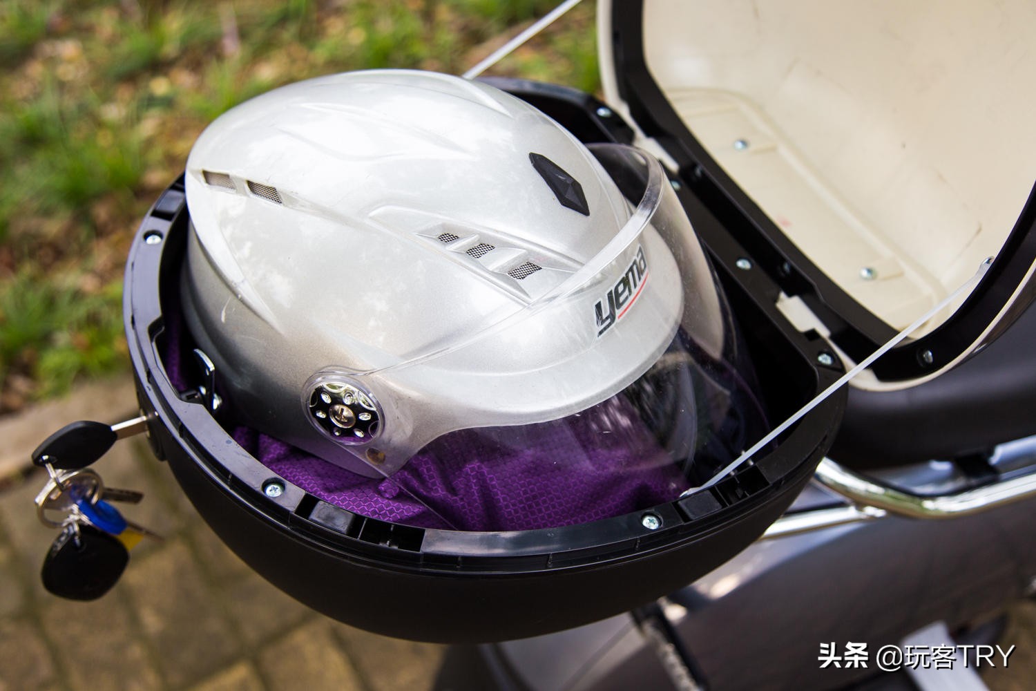 雅迪dm6真实价格,测评一辆1万多的雅迪电动车