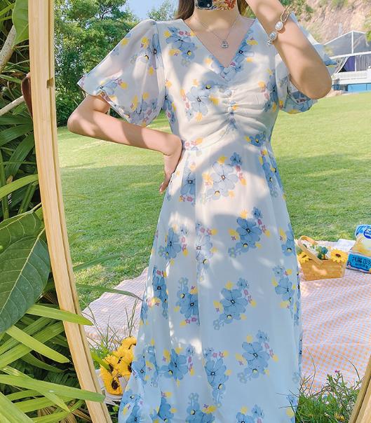 皮肤暗黄泛红毛孔大长痘痘,暗黄泛红长痘混油皮