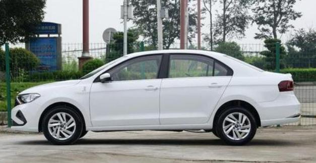 polo大众汽车内饰推荐,polo惊艳上市