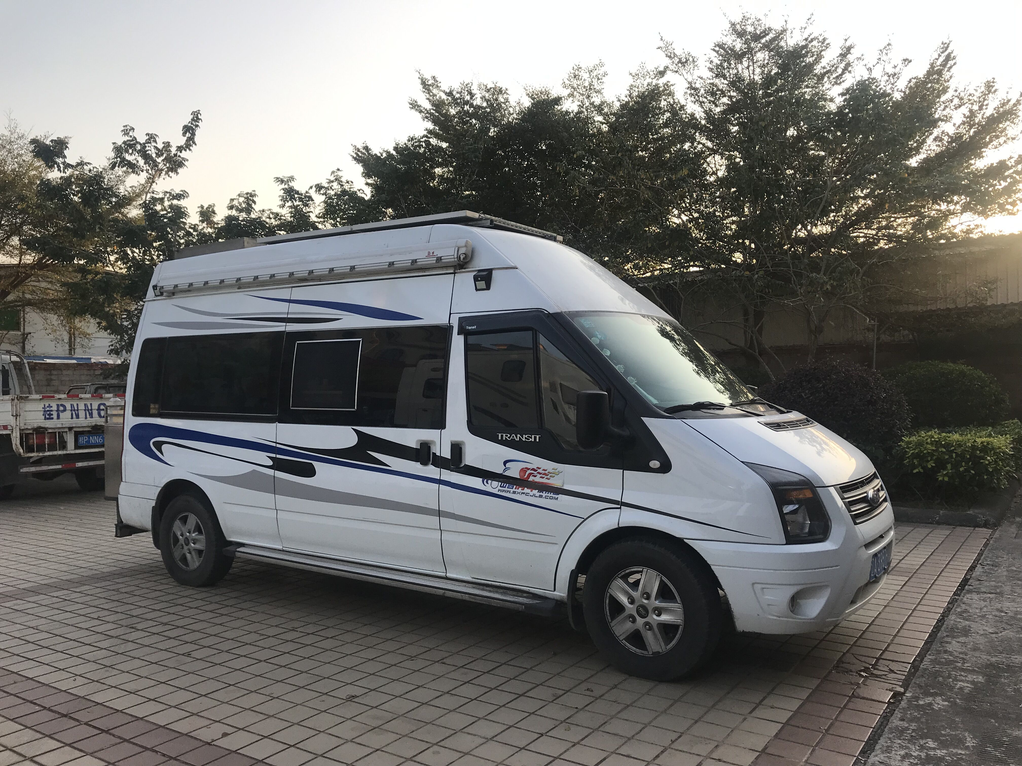 又见东兴,故地重游口岸都关闭了,不同时间不同伙伴不同心情