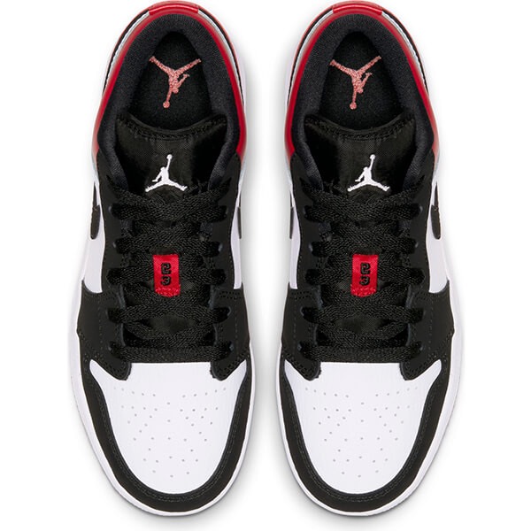 700元左右的低帮鞋,700元低帮后卫实战鞋