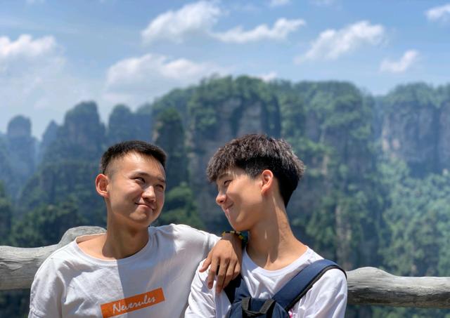 张家界和凤凰古城自助游,驴友推荐结伴游攻略