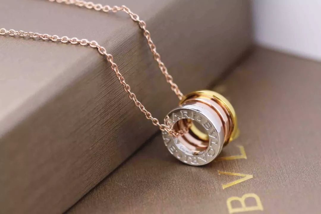 周大福小蛮腰新款,周大福小蛮腰火吗