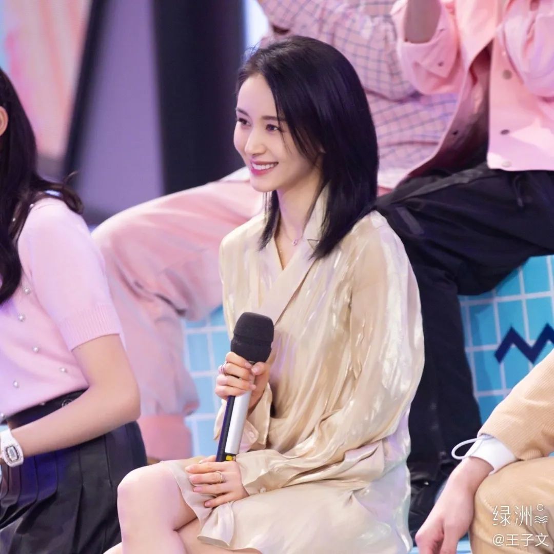 娄艺潇填充脂肪前后对比,娄艺潇填充前后对比