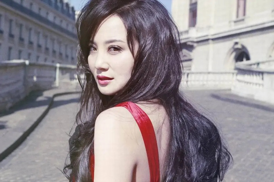 51岁陶虹风波后现身,47岁陶虹婚姻状况