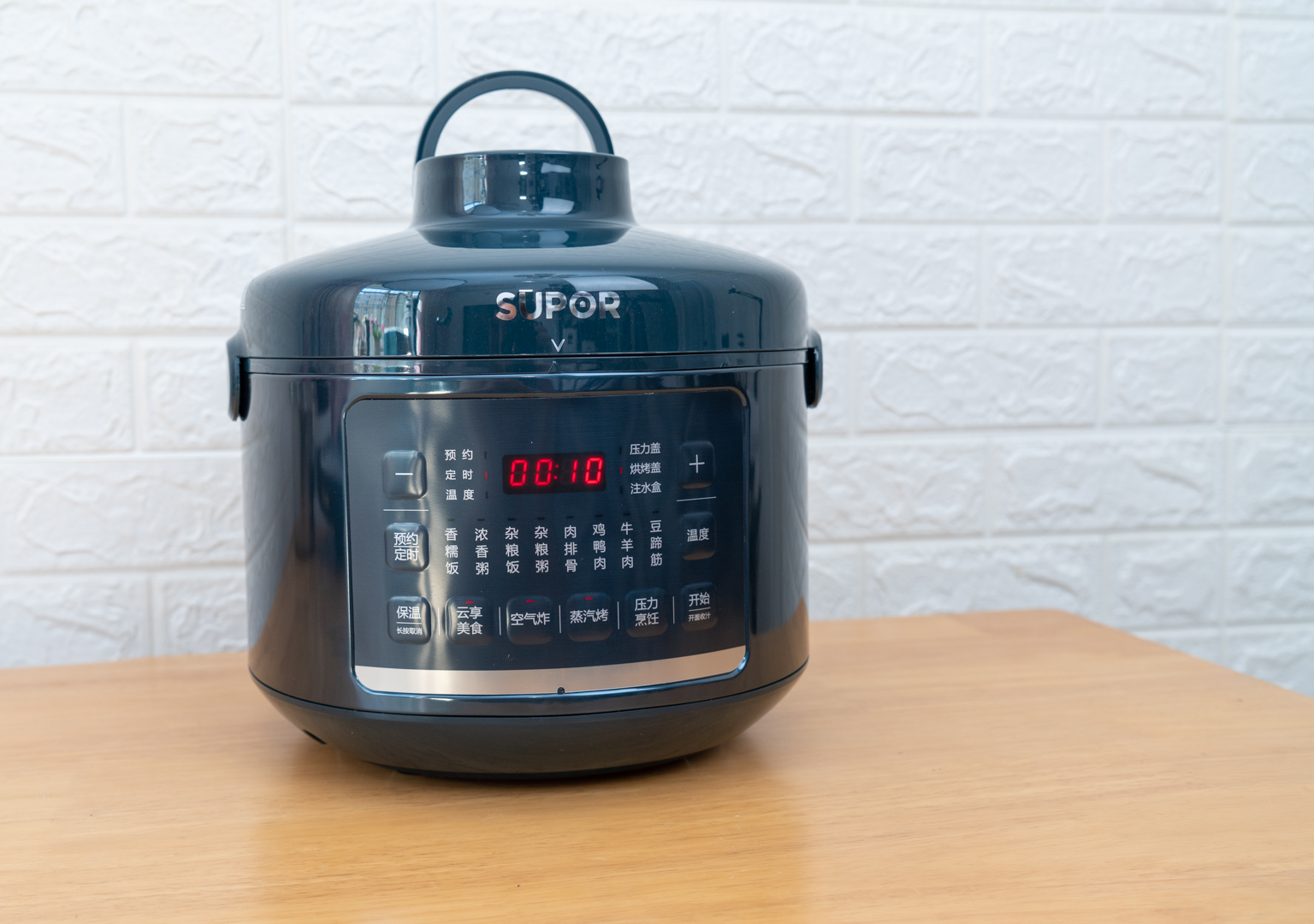 苏泊尔新款带菜谱的电压力锅,经济实惠的苏泊尔电压力锅