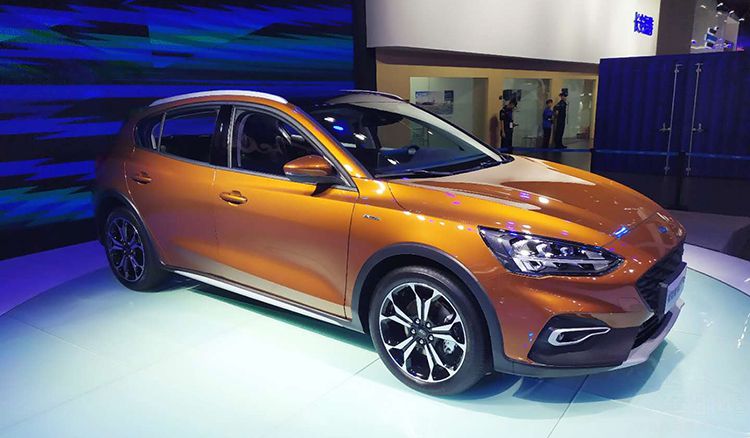 福特福克斯active评测,19年福特福克斯active顶配