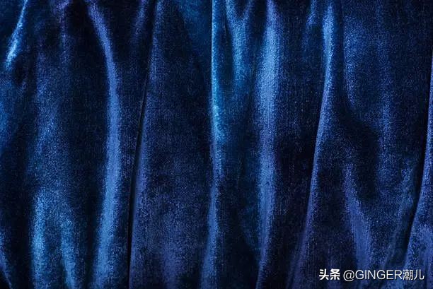 刚公布的潘通年度色怎么玩？