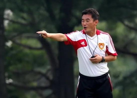 李铁主教练时期的国足哪一年,国足三大变化李铁