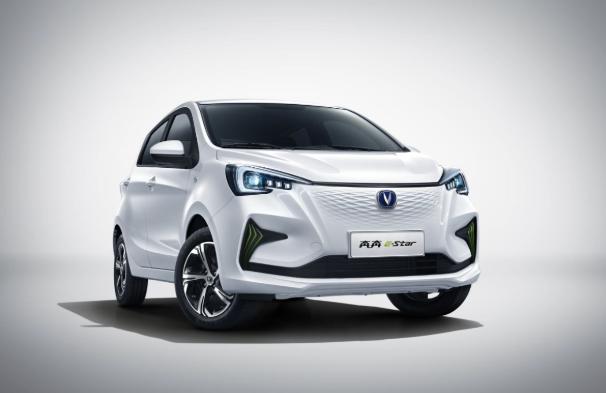 年轻人购车避雷法则，揭底奔奔E-Star到底值不值得买？