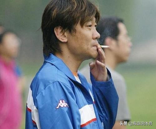 谁是足球史上最有天赋的10位球员,中国足球天赋最高的两位球员