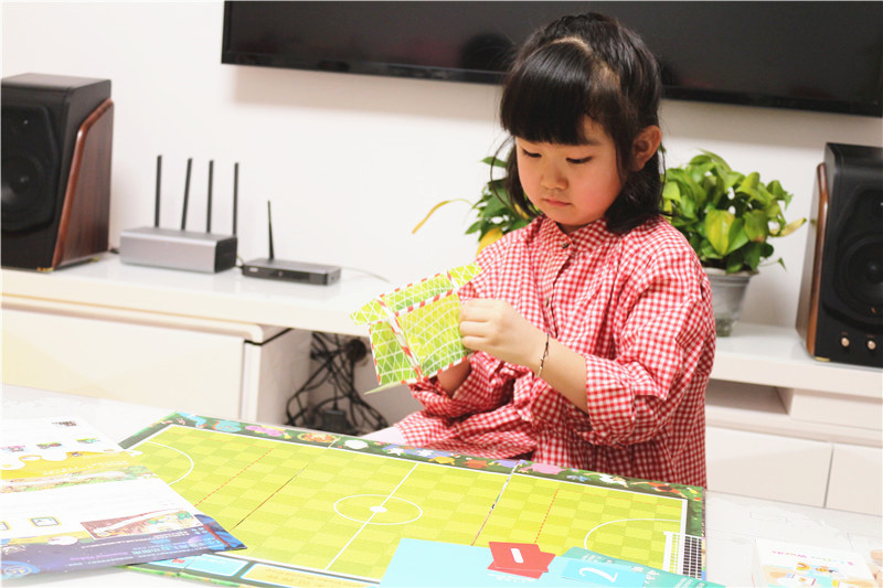 小米哄娃神器,小米有品摇奶器