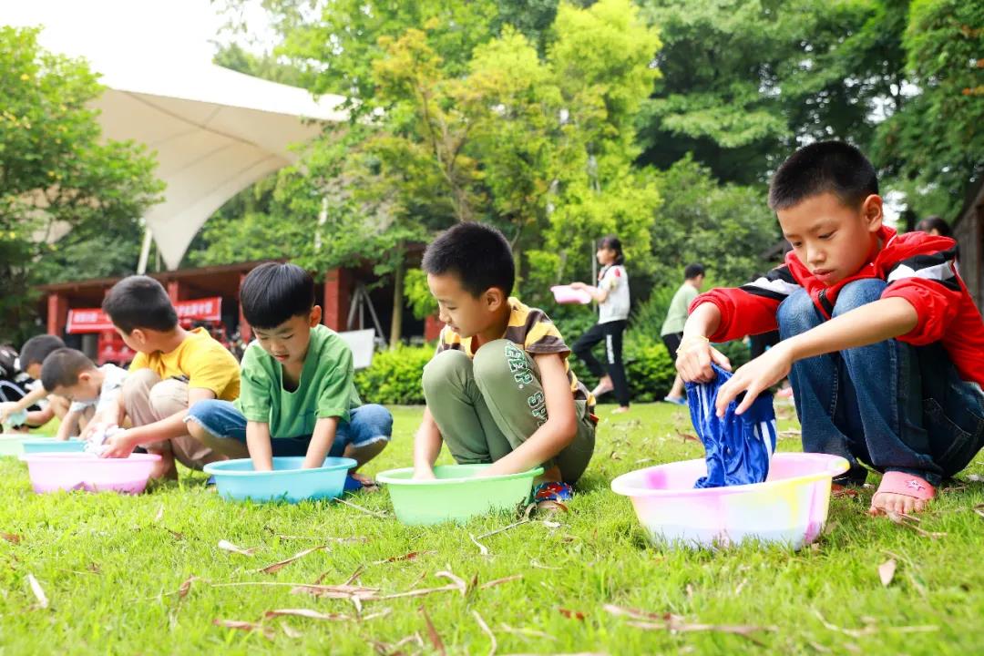 自然博物馆跟着孩子探索世界,自然博物馆跟着孩子探索