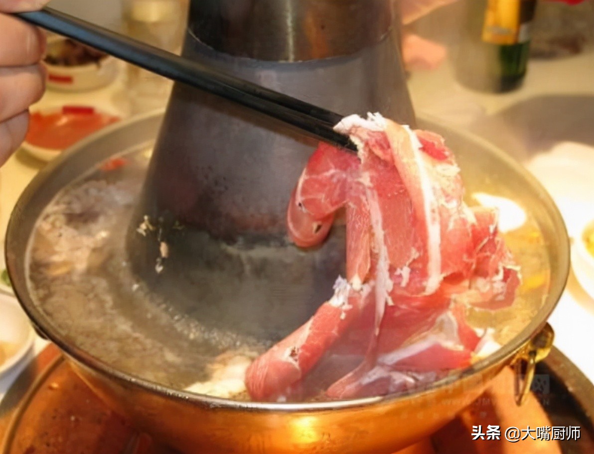 羊肉卷涮着吃太膻怎么解决,为什么羊肉卷煮火锅有沫子